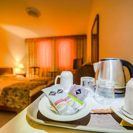 Frühstückspension Kata Panzio 3*