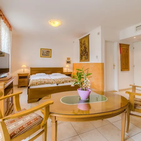 Kata Panzió 4* Szeged