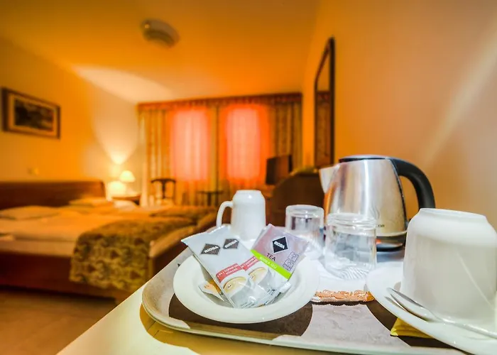 Frühstückspension Kata Panzio 3*