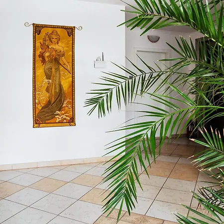 Bed and Breakfast Kata Panzio