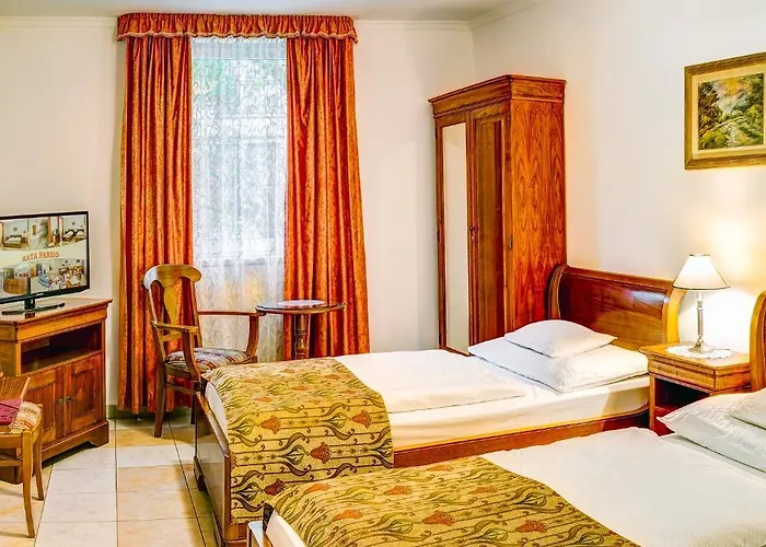 Kata Panzio Bed & Breakfast